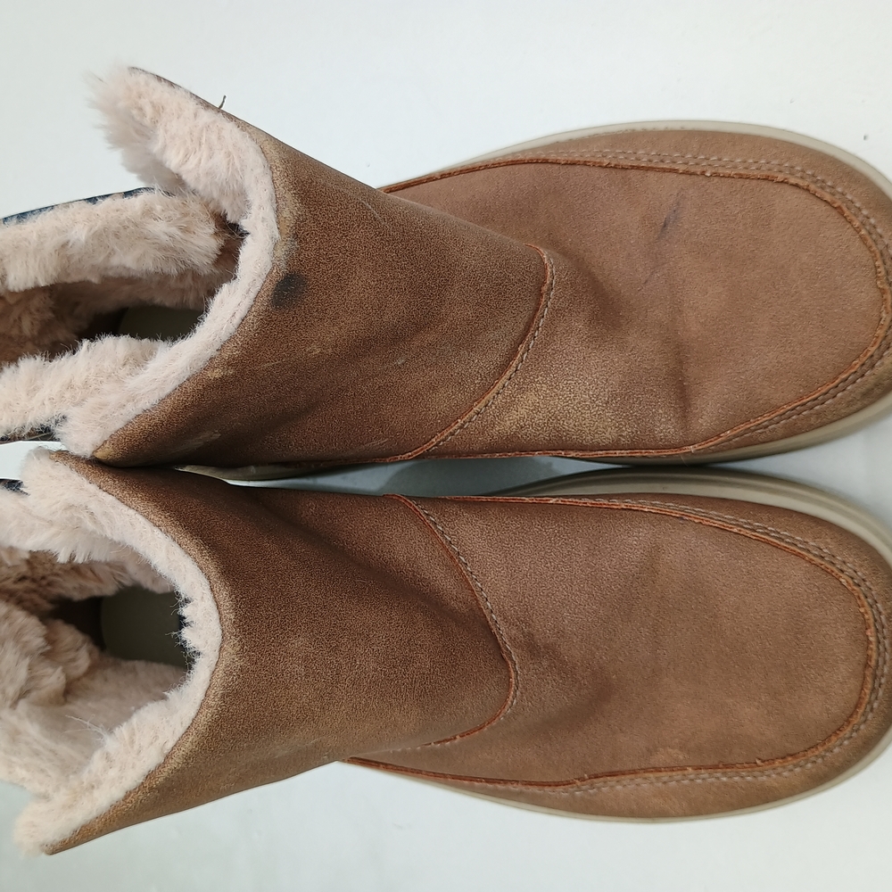 Girls Hey Dude Boots